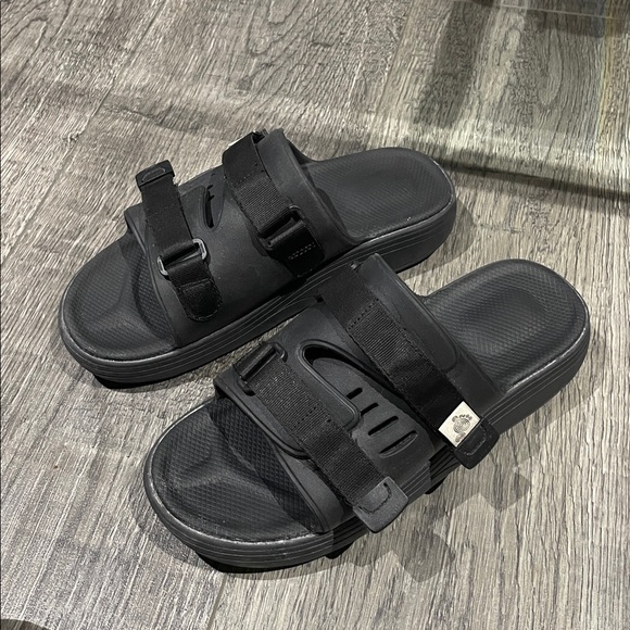 SUICOKE | Urich Sandals - Picture 3 of 10